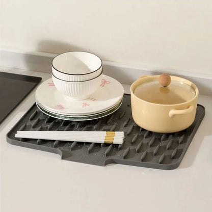 AquaMat™️ 1pc Silicone Drain Pad Drying Mat For Pot Dish Drain Mat For Kitchen Tableware Non-slip Mats Anti-scald Coaster Kitchen Utensils