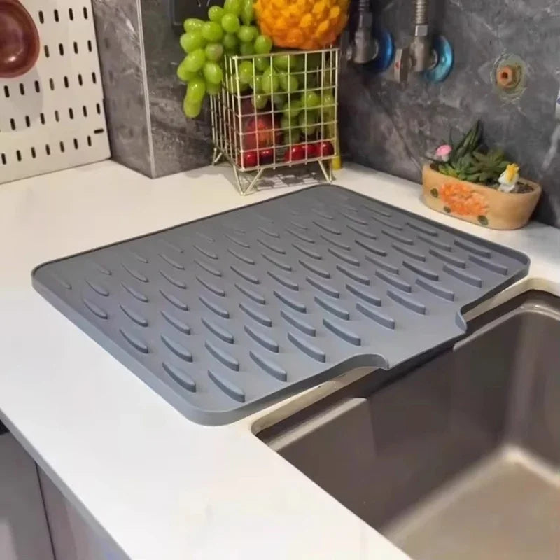 AquaMat™️ 1pc Silicone Drain Pad Drying Mat For Pot Dish Drain Mat For Kitchen Tableware Non-slip Mats Anti-scald Coaster Kitchen Utensils