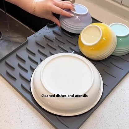 AquaMat™️ 1pc Silicone Drain Pad Drying Mat For Pot Dish Drain Mat For Kitchen Tableware Non-slip Mats Anti-scald Coaster Kitchen Utensils